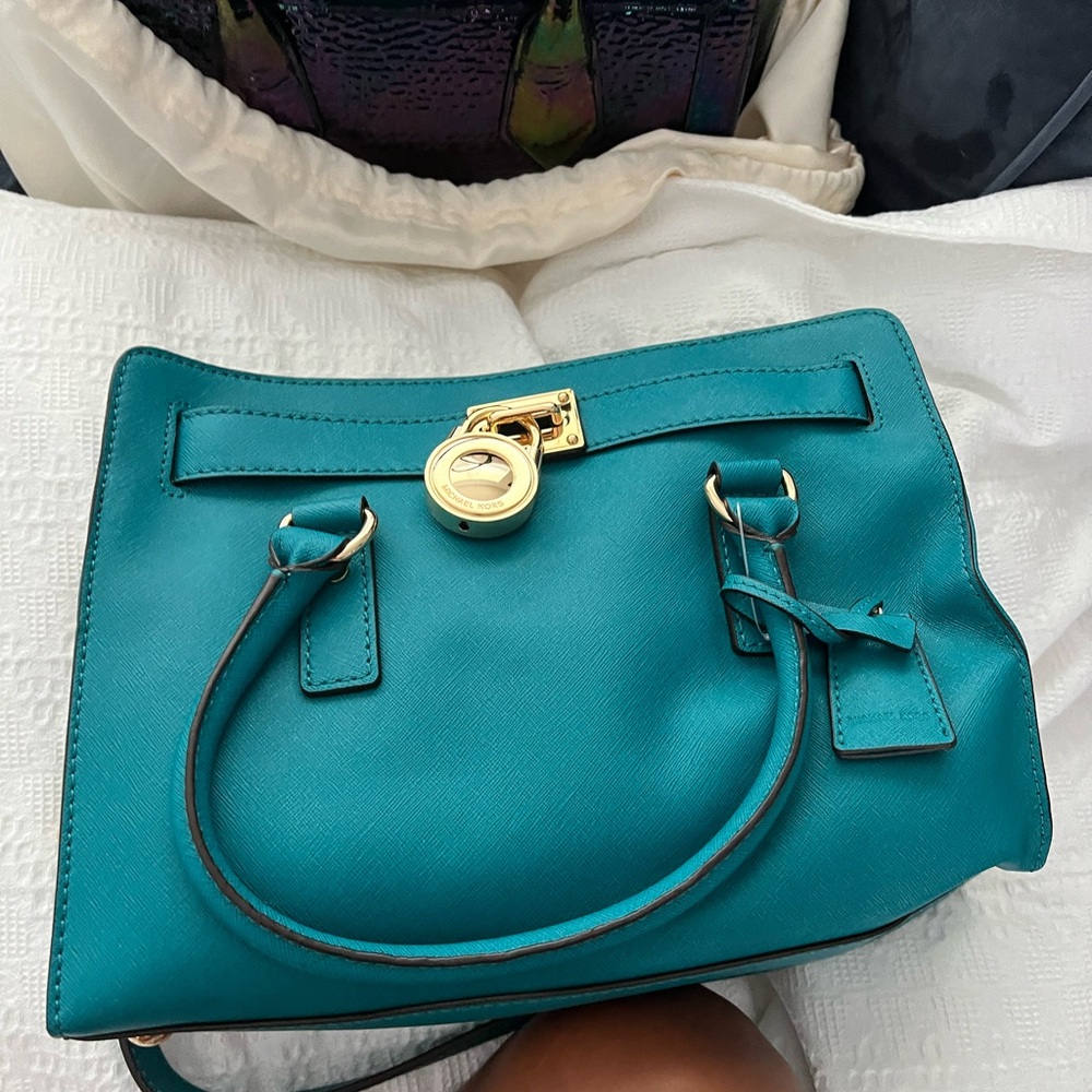 Michael Kors tote